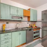 Mit Salzwasserpool, Billard, Tischtennis Und In Strandnaehe Vakantiehuis