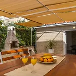 Mit Salzwasserpool, Billard, Tischtennis Und In Strandnaehe Vakantiehuis *