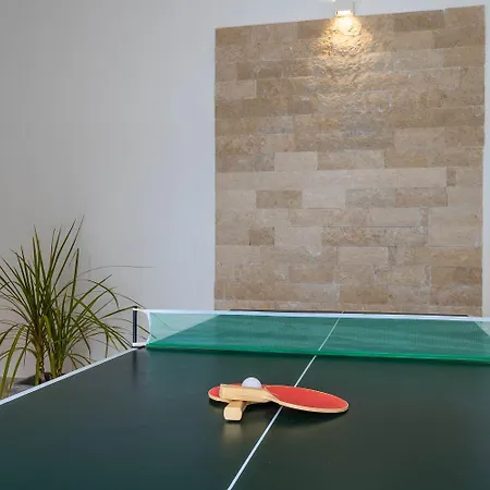Holiday home Mit Salzwasserpool, Billard, Tischtennis Und In Strandnaehe